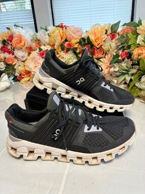On Cloudswift Black Rock Women’s Size 7.5 Running Shoes CloudTec Helion - FLAWED